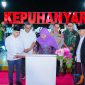Gubernur Jawa Timur Khofifah Indar Parawansa meresmikan Penanganan Kumuh Skala Kawasan Terpadu dan Terintegrasi melalui Program Permata Jatim di Desa Kepuhanyar, Kecamatan Mojoanyar, Kabupaten Mojokerto. (Foto: Adpim For Digitaljatim)