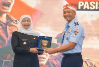 Gubernur Khofifah mejadi keynote speaker pada pasis Seskou Angkaan ke 64 di Grand City Convex , Surabaya. (Foto: Adpim For Kabarhit)