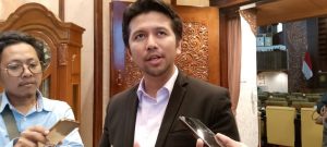 Wagub Emil Apresiasi BGN Hentikan Sementara SPPG MBG di Jawa Timur