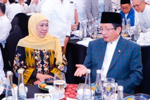 Buka Puasa Bareng Menag RI dan REI Jatim, Gubernur Khofifah Dorong Percepatan Hunian Layak untuk MBR