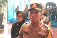 Kapolresta Sidoarjo Kombes Pol. Christian Tobing saat ditemui awak media, usai apel Ops Semeru Ketupat 2026 di depan kantor Mapolresta Sidoarjo. (Foto: Syaiful/Digitaljatim)