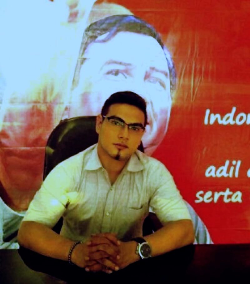 Pengamat Politik  Lembaga Kajian Sosial Politik (LKSP) Jawa Timur dan Dewan Pakar LSM LIRA Jawa Timur Bambang Ashraf HS. (Foto: Istimewa)