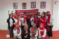 Para pengurus Perempua bersama jajaran pengurus DPW LIRA Jawa Timur. 