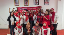 Para pengurus Perempua bersama jajaran pengurus DPW LIRA Jawa Timur. 