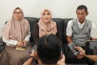 Anggota DPD RI Lia Istifhama saat diwawancarai awak media. (Foto: Istimewa)