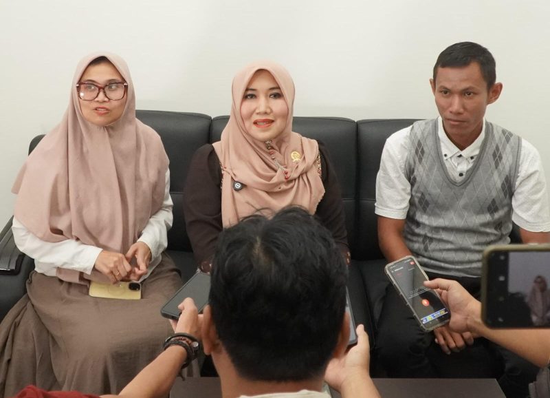 Anggota DPD RI Lia Istifhama saat diwawancarai awak media. (Foto: Istimewa)