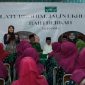 Anggota DPD RI Lia Istifhama melakukan pertemuan hangat bersama jajaran Muslimat NU Wonocolo di SD Taquma, Surabaya. (Foto: Istimewa)