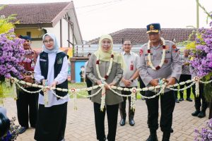 Khofifah Resmikan Gedung Sarpras SMAN 2 Taruna Bhayangkara, Siswa Taruna Diminta Jadi Teladan