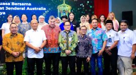 Sekretaris Daerah Provinsi Jatim Adhy Karyono saat menghadiri acara Buka Puasa Bersama yang diselenggarakan oleh Konsulat Jenderal Australia di Surabaya di Oakwood Hotel & Residence Surabaya. (Foto: Adpim For DigitalJatim)
