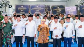 Gubernur Jawa Timur Khofifah Indar Parawansa meresmikan rehabilitasi dan revitalisasi sarana prasarana 51 satuan pendidikan jenjang SMA, SMK, dan SLB negeri maupun swasta di SMAN 2 Lamongan. (Foto: Adpim For DigitalJatim)