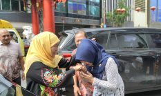 Sentuhan Hangat Senator Lia Istifhama di Balik Aturan Pembatasan Media Sosial Anak