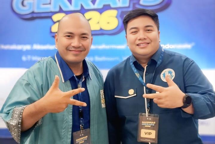 Sub Sektor Seni Musik DPD Gekraf Jawa Timur Andrew Nababan bersama Ketua Umum DPP Gekrafs Kawendra Lukistian. (Foto: Istimewa)