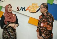 Anggota DPD RI Lia Istifhama bersama Kepala Dindik Jatim, Aries Agung Paewai di Kantor Dinas Pendidikan Jawa Timur. (Foto: Istimewa)
