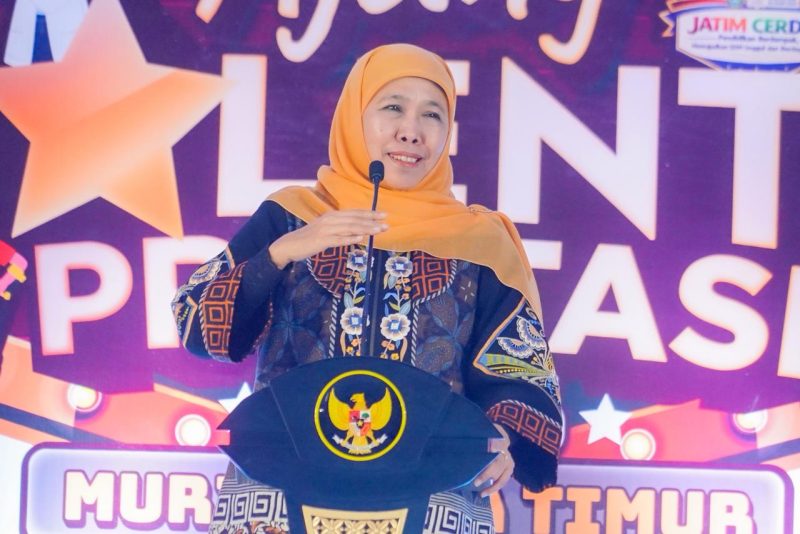 Gubernur Jawa Timur Khofifah Indar Parawansa resmi membuka Ajang Talenta Prestasi Murid Jawa Timur 2026 di Airlangga Convention Center Surabaya. (Foto: Adpim For Digitaljatim)
