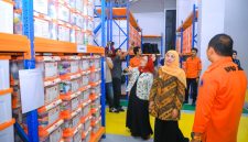 Gubernur Jawa Timur Khofifah Indar Parawansa meresmikan Gedung Gerha Majapahit dan Gedung Olahraga Badan Penanggulangan Bencana Daerah (BPBD) Provinsi Jawa Timur di Kantor BPBD Jatim, Kabupaten Sidoarjo. (Foto: Adpim For Digitaljatim)