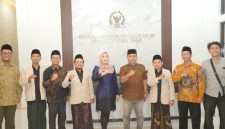 Komisi PDUF MUI Jawa Timur melakukan audiensi bersama Anggota DPD RI Lia Istifhama di kantor DPD RI Perwakilan Jawa Timur. (foto: Istimewa)