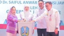 Gubernur Jawa Timur Khofifah Indar Parawansa meresmikan Grand Paviliun Rumah Sakit Umum Daerah (RSUD) Dr. Saiful Anwar (RSSA) Provinsi Jawa Timur di Kota Malang. (Foto: Adpim For DigitalJatim)