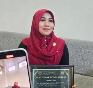 Politisi Muda Soroti Insiden Mobil Listrik Green SM Mogok di Rel Kereta