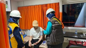Tim SAR Gabungan Evakuasi ABK Asal China di Perairan Karang Jamuang, Begini Kronologinya