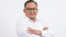 Penulis buku dan jurnalis Syaiful Hidayat. 