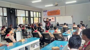 Ide Kreatif Harus Dilindungi, Fakultas Hukum UNESA Gelar Edukasi HKI di SMKN 1 Glagah Banyuwangi