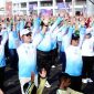 Sekretaris Daerah Provinsi Jawa Timur Adhy Karyono menghadiri senam anak Indonesia hebat di Pamekasan. (Foto: Adpim For DigitalJatim)