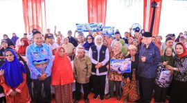 Hari Lanjut Usia Nasional 2026 di Jatim, Gubernur Khofifah Ingatkan Pentingnya Memuliakan Lansia. (Foto: Adpim For DigitalJatim)