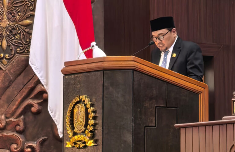 Juru Bicara Fraksi Partai Keadilan Sejahtera DPRD Jatim Agus Cahyono.