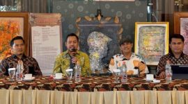 Apresiasi PWI dan Seniman Lokal, Harisandi DPRD Jatim Sebut Pelukis Punya Peran Menjaga Peradaban Bangsa.