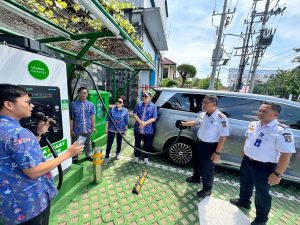 Gandeng Utomo Charge Plus, Pemkot Surabaya Bangun 5 SPKLU di Titik Strategis