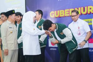 Dari Tulungagung hingga Pacitan, 1.790 Siswa SMK Dilepas Gubernur Khofifah untuk Program Magang ke Luar Negeri