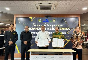 Penandatanganan Kerja Sama PT PWU Jatim dan Kejati Jatim Perkuat Pemulihan Aset