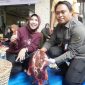 Wabup Mimik Bagikan 4 Ribu Paket Daging Kurban, Warga Candi Kebagian Berkah Idul Adha.