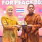 Gubernur Khofifah Serukan Semangat Waisak 2570 BE untuk Mempererat Persaudaraan Antarumat. (Foto: Adpim For DigitalJatim)