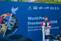 Menkomdigi Meutya Hafid memberikan sambutan dalam Peringatan Hari Kebebasan Pers Sedunia 2026 di Car Free Day Jenderal Sudirman, Jakarta Pusat. (Foto: Istimewa)