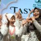 Anggota DPD RI sekaligus alumni SD Taquma angkatan 1996, Dr. Lia Istifhama, M.E.I saat menghadiri acara Tasyakuran dan Pelepasan Siswa Kelas VI SD Taqwimul Ummah (Taquma) Surabaya. (Foto: Istimewa)
