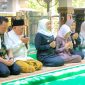 Gubernur Jawa Timur Khofifah Indar Parawansa mendampingi Kapolri Jenderal Polisi Listyo Sigit Prabowo ziarah ke makam Presiden RI ke-4 KH Abdurrahman Wahid (Gus Dur) di Jombang. (Foto: Adpim For DigitalJatim)