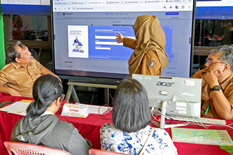 SPMB SMP Surabaya 2026 Masuk Tahap Validasi Data, Dispendik Jamin Seleksi Transparan. (Foto: Humas Pemkot)