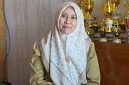 Wakil Ketua DPRD Jatim, Sri Wahyuni ketika mendatangi SMAN 1 Bojonegoro. (foto : Aspri)