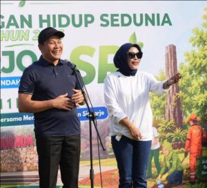 Momen Langka Subandi-Mimik Tanam Pohon Bersama, Pengamat Politik Soroti Pesan Filosofis Pucuk Merah