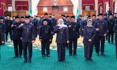 Gubernur Khofifah Resmi Kukuhkan 65 Kepala SMA, SMK dan SLB, Siapkan SDM Unggul Menuju Indonesia Emas 2045