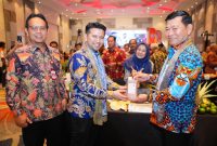 Wakil Gubernur Jawa Timur Emil Elestianto Dardak memimpin langsung gelaran Misi Dagang dan Investasi Provinsi Jawa Timur dengan Provinsi Sulawesi Utara di Hotel Fourpoint Manado. (Foto: Adpim For DigitalJatim)