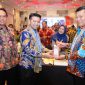 Wakil Gubernur Jawa Timur Emil Elestianto Dardak memimpin langsung gelaran Misi Dagang dan Investasi Provinsi Jawa Timur dengan Provinsi Sulawesi Utara di Hotel Fourpoint Manado. (Foto: Adpim For DigitalJatim)