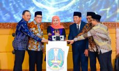 Gubernur Khofifah Luncurkan Beasiswa LPPD Jatim 2026, Santri Berpeluang Kuliah STEM hingga Al-Azhar Mesir