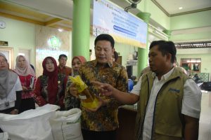 Bupati Subandi Minta Dinas Pangan Awasi Kualitas Beras Bantuan untuk 181 Ribu Warga Sidoarjo