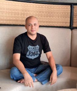 Feodalisme Berbaju Demokrasi (FEOKRASI)