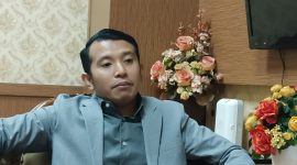 Ketua Komisi C DPRD Jawa Timur Adam Rusydi saat ditemui di ruangan kerja Komisi C DPRD Jawa Timur. 
