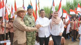 Anggota DPD RI Lia Istifhama menghadiri Deklarasi Pengukuhan Kepala Staf Angkatan Udara (KASAU), Marsekal TNI Mohamad Tonny Harjono, sebagai Ketua Dewan Penasihat Asosiasi Petani Tebu Rakyat Indonesia (APTRI) di Jember. (dok. Istimewa)