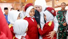 Gubernur Jawa Timur Khofifah Indar Parawansa memastikan proses penjaringan calon siswa Sekolah Rakyat (SR) Tahun Ajaran 2026/2027 masih berlangsung.
