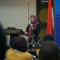 Anggota DPD RI Dr. Hj. Lia Istifhama saat paparkan dalam Seminar Nasional Musyawarah Wilayah Ikatan Pelajar Muhammadiyah (IPM) Jawa Timur di BBPPMPV BOE Malang. (Dok. Istimewa)
